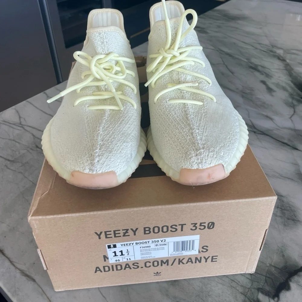 Yeezy 350 V2 Butter